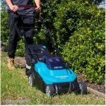 Cortadora de Pasto Inalámbrica 380mm (15") 40 Lts Sin Batería ni Cargador Makita DLM382Z
