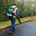 Soplador a Combustión Tipo Mochila 1.8 Kw 52.5 CC Makita EB5300TH
