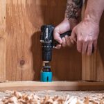 Taladro Percutor Inalámbrico 1/2" 18V Xlt + 2 Baterías 1,5Ah + Cargador normal Makita DHP487YX2B